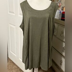 Avenue green blouse‎